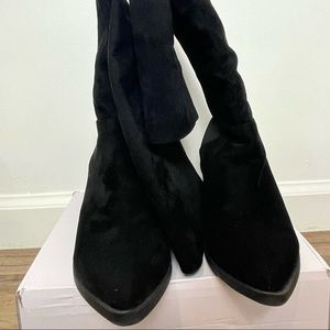 Black Flat Knee High Boots Size 8.5